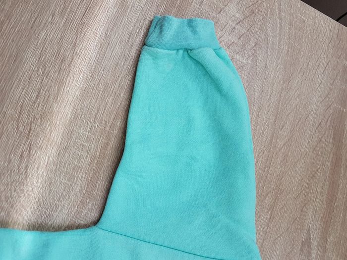 Sweat vert 1 an - photo numéro 3