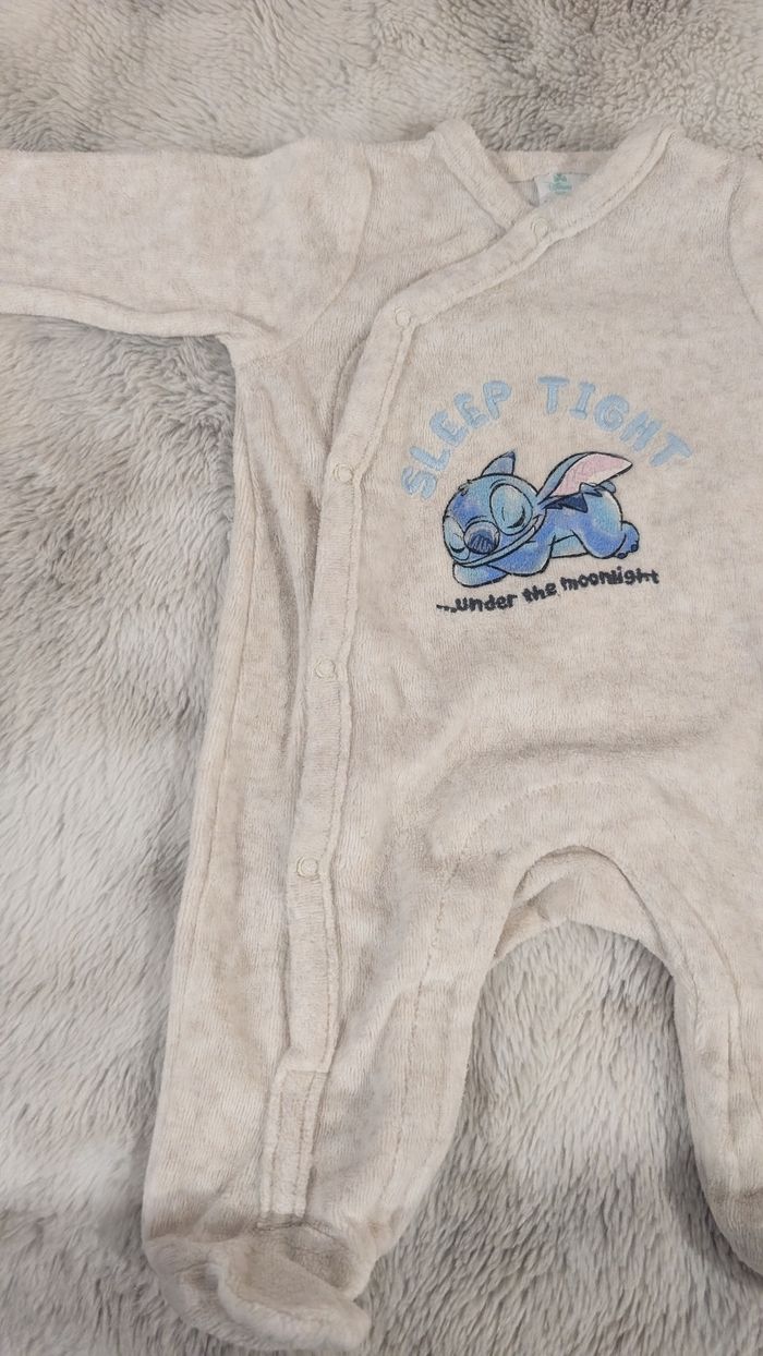 Pyjama Orchestra Stitch taille 1 mois - photo numéro 4