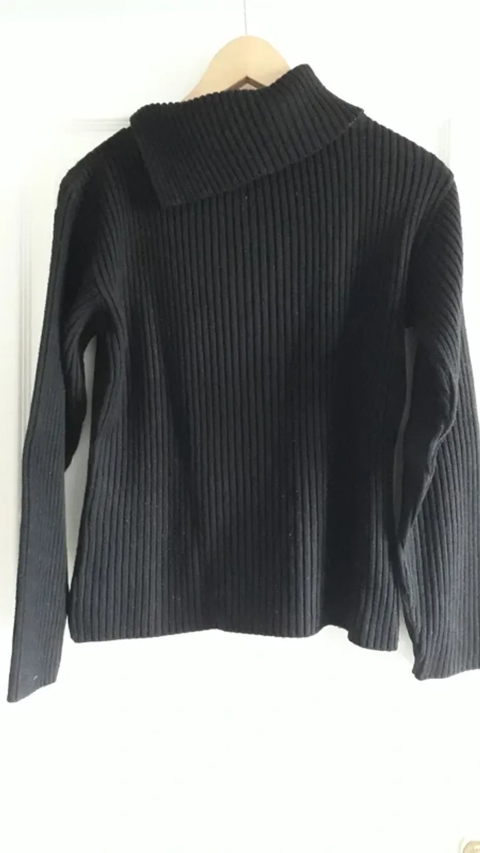 Pull noir original 40/42 - photo numéro 3