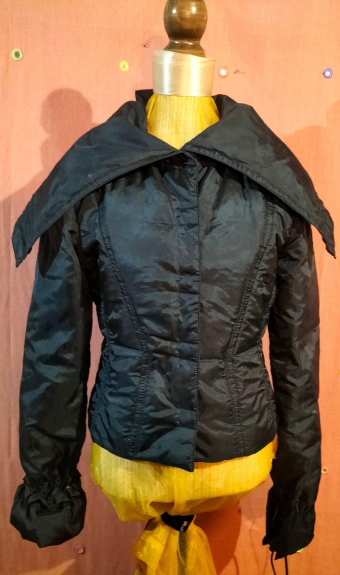 Blouson taille S - photo numéro 2