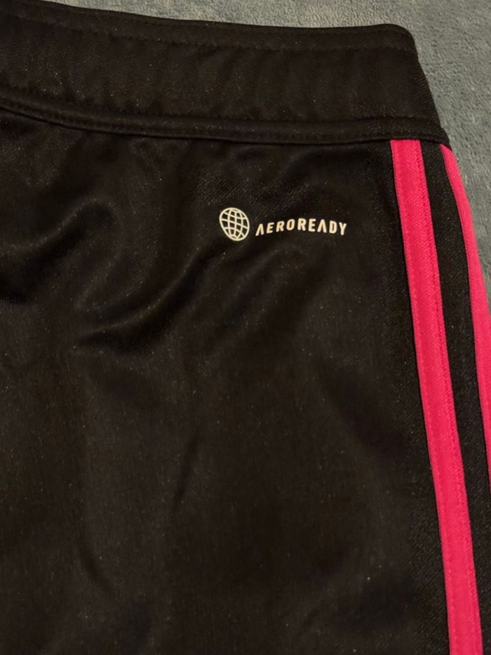 Pantalon Adidas Tiro 23 femme noir et rose - photo numéro 3