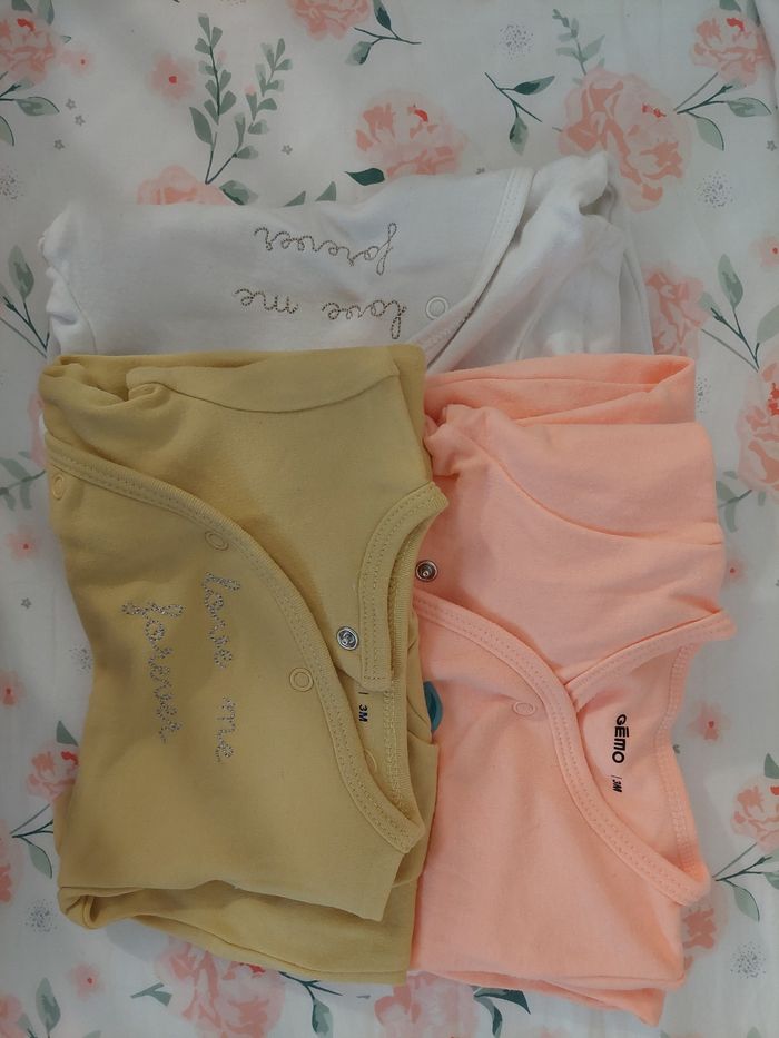Lot de 30 vêtements bébé fille 3 mois - photo numéro 5