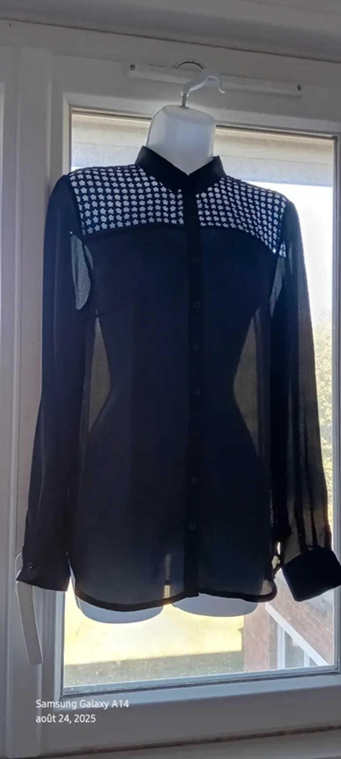 Chemisier noir en voile  haut ajouré motif floral femme 38 koton - photo numéro 7