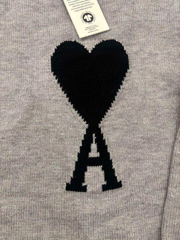 Sweat ami paris - photo numéro 2
