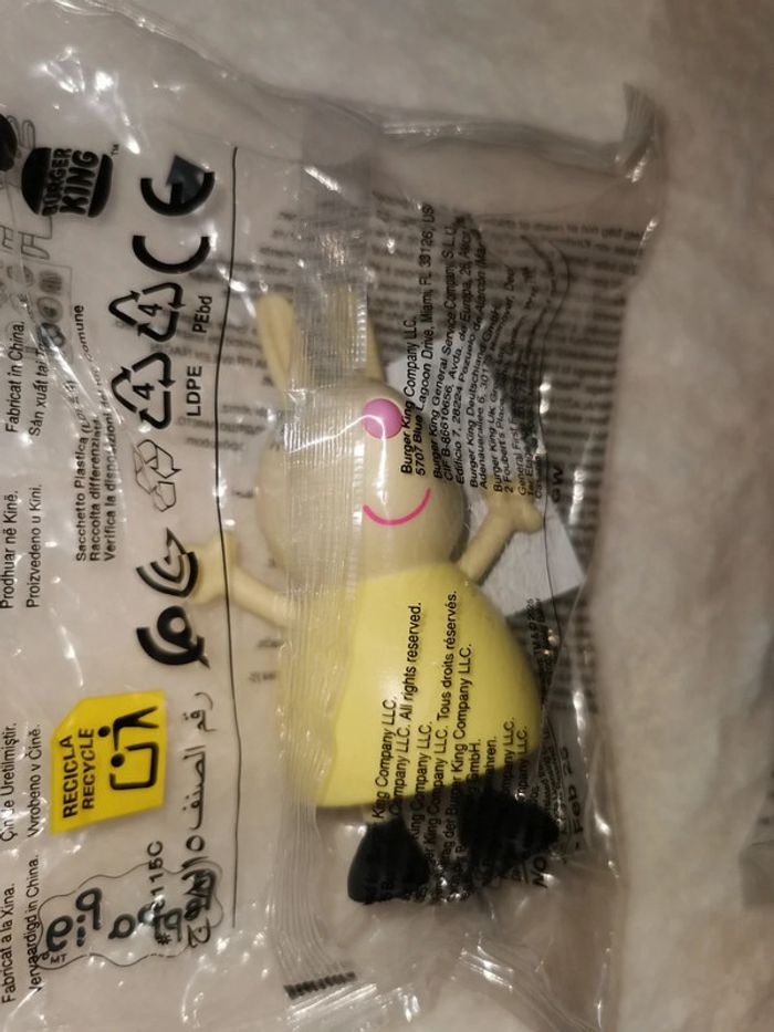 2 figurines Peppa pig - photo numéro 2