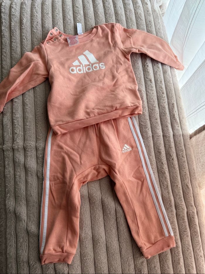 Ensemble adidas