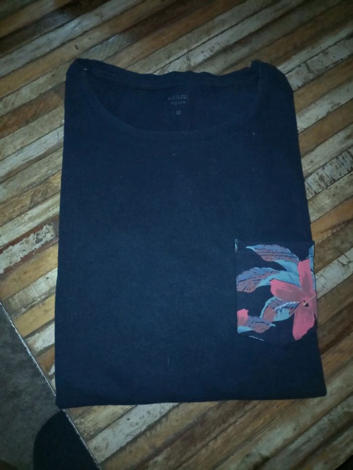 T-shirt poches fleurs