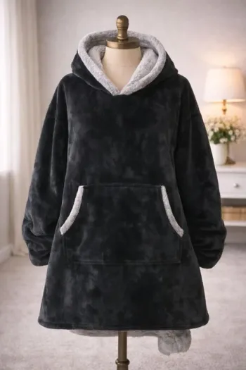 plaid pull a capuche très long noir et gris