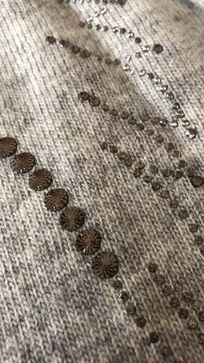 Pull gris col v Interdée - photo numéro 7