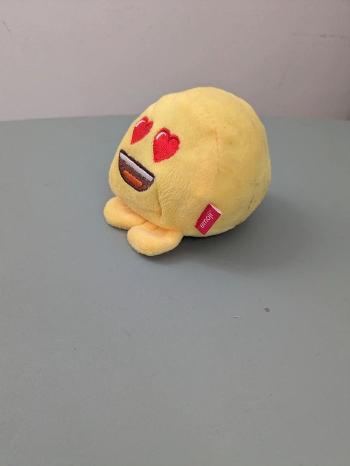 Mini peluche smiley coeur - photo numéro 2