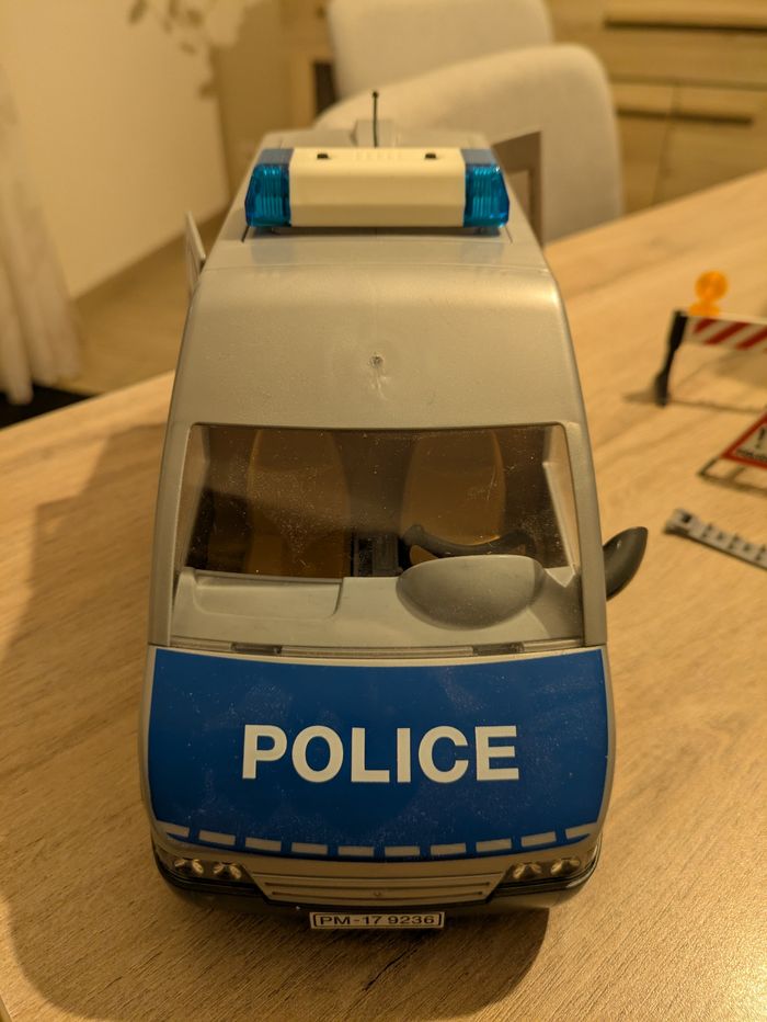 Playmobil city action 9236 camion fourgon police - photo numéro 4