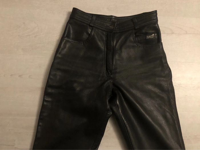 BB-Pantalon moto en cuir « mac adam » T36 porté 1h - photo numéro 2