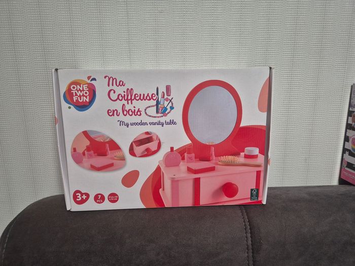 Ma Coiffeuse en Bois +Accessoires