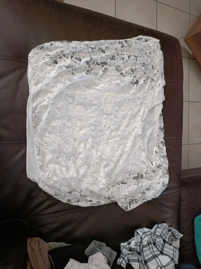 Haut blanc paillette taille unique 36 38