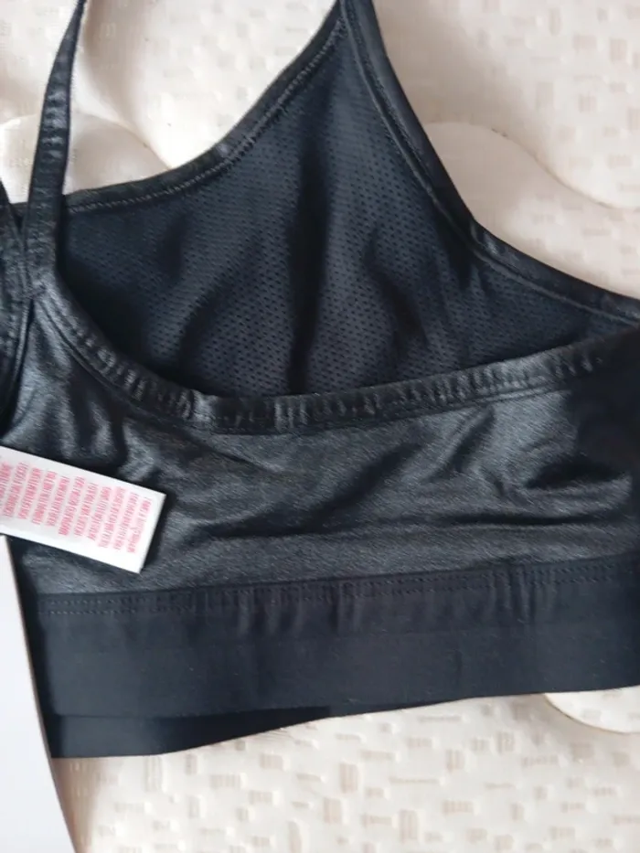 Brassière de sport fille Nike taille XL - photo numéro 5