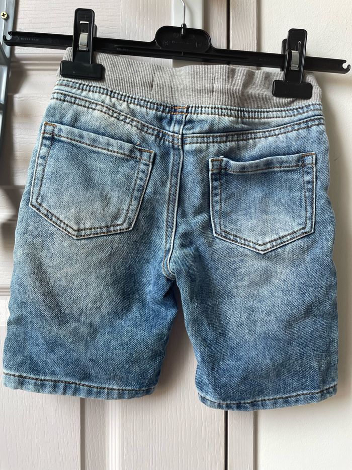 Short garçon - 4/5 ans - photo numéro 3