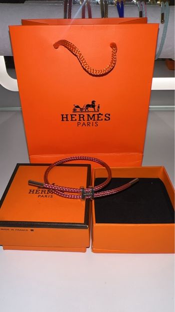 Bracelet H rose foncée