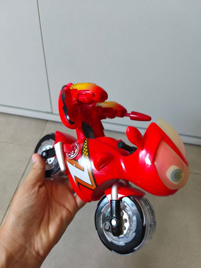 Lot voiture et moto - photo numéro 7