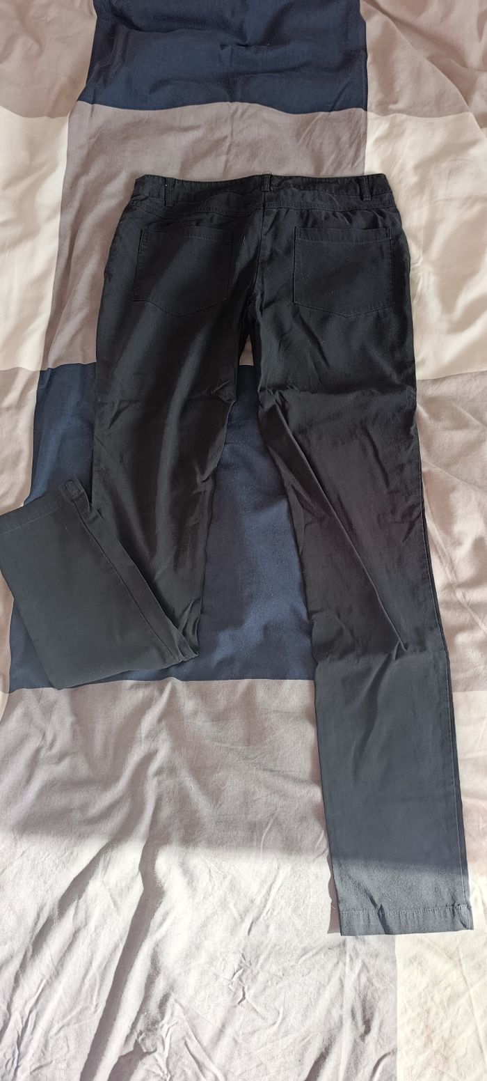 Pantalon noir - photo numéro 2