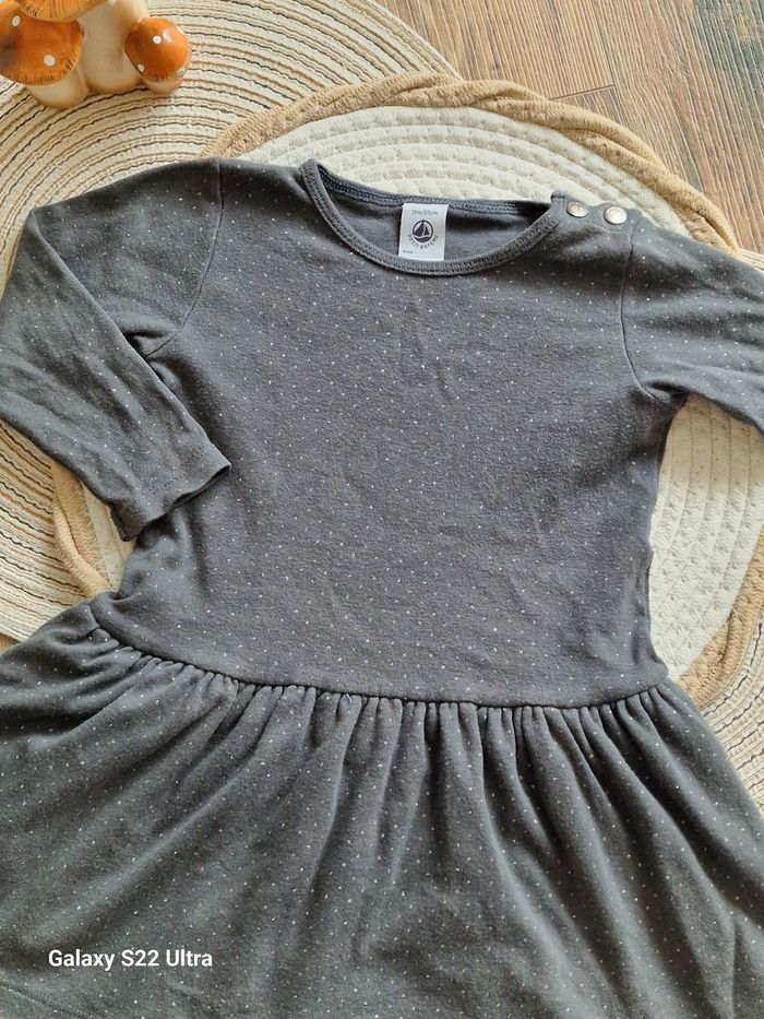 Robe Petit Bateau 18 mois - photo numéro 2