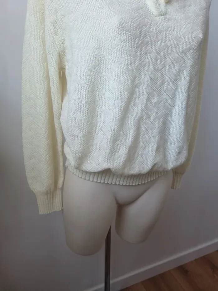 Pull tricoté jaune pâle vintage - photo numéro 6