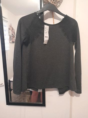 Pull taille XS  neuf