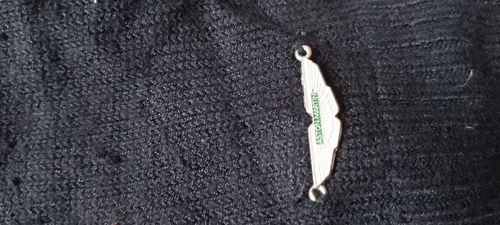Pull 10 ans Aston Martin - photo numéro 3