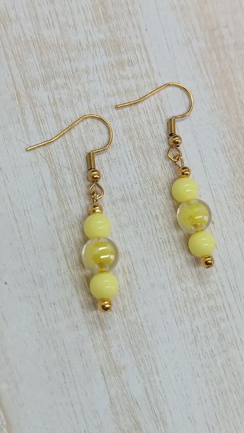 Jolies boucles d'oreilles pendantes