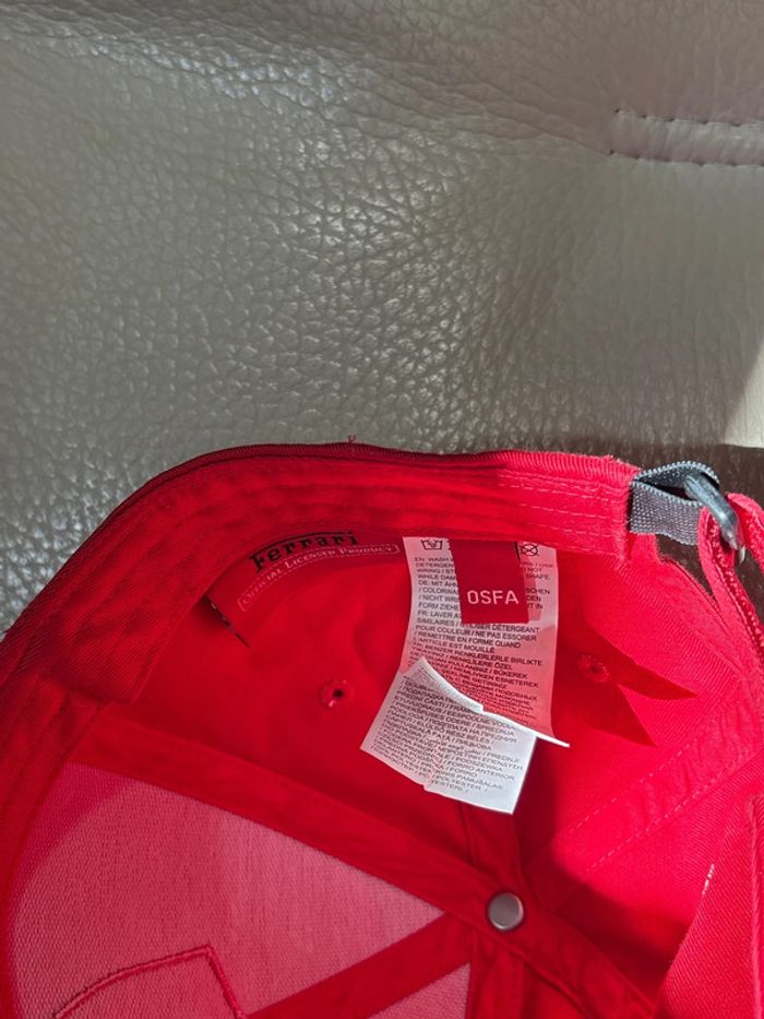 Casquette Ferrari - photo numéro 2
