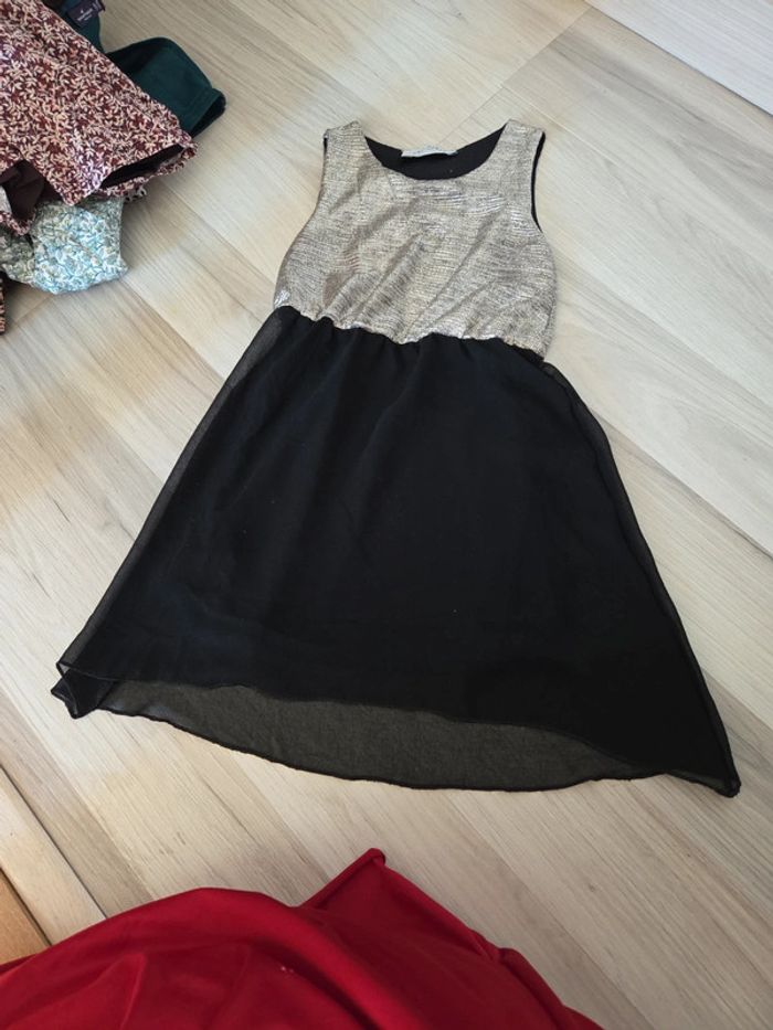 Robe de fête taille en voile taille 3 ans
