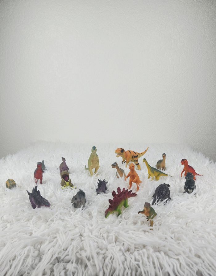 Lot de 19 figurines dinosaures marque Oxybul 🎅