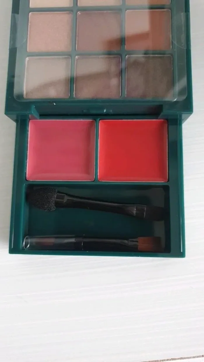 Palette de maquillage (petite) - photo numéro 4
