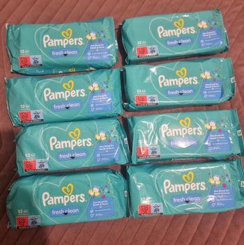 lot 8 paquets de lingette pampers neuf