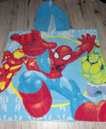 Très belle  cape de bain 