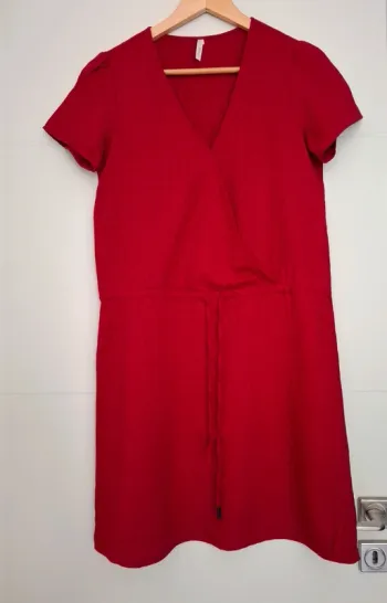 Robe I.Code Rouge Rubis - Taille 34 - Neuve - Effet texturé - Col cache-cœur