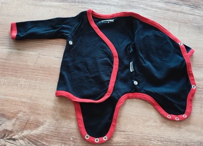 Lot de 5 bodys parfait état taille 1 mois - photo numéro 7