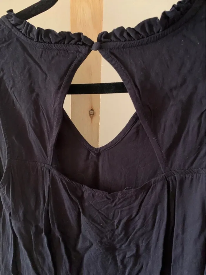 📌 Haut noir Camaïeu – Taille M - photo numéro 3