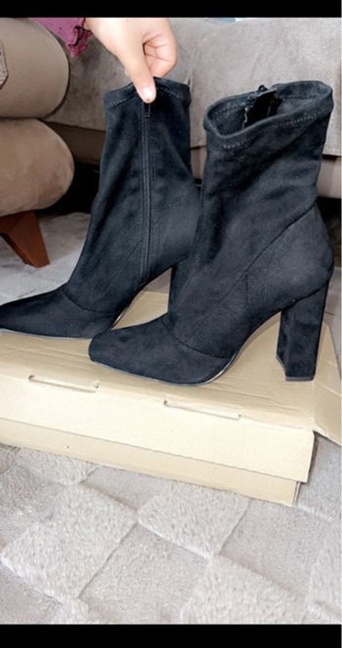 Bottine à talon velours ASOS