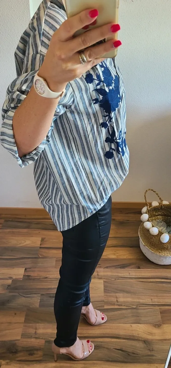 Chemise rayée brodée, Taille 36 au 40, Neuve avec étiquette - photo numéro 8