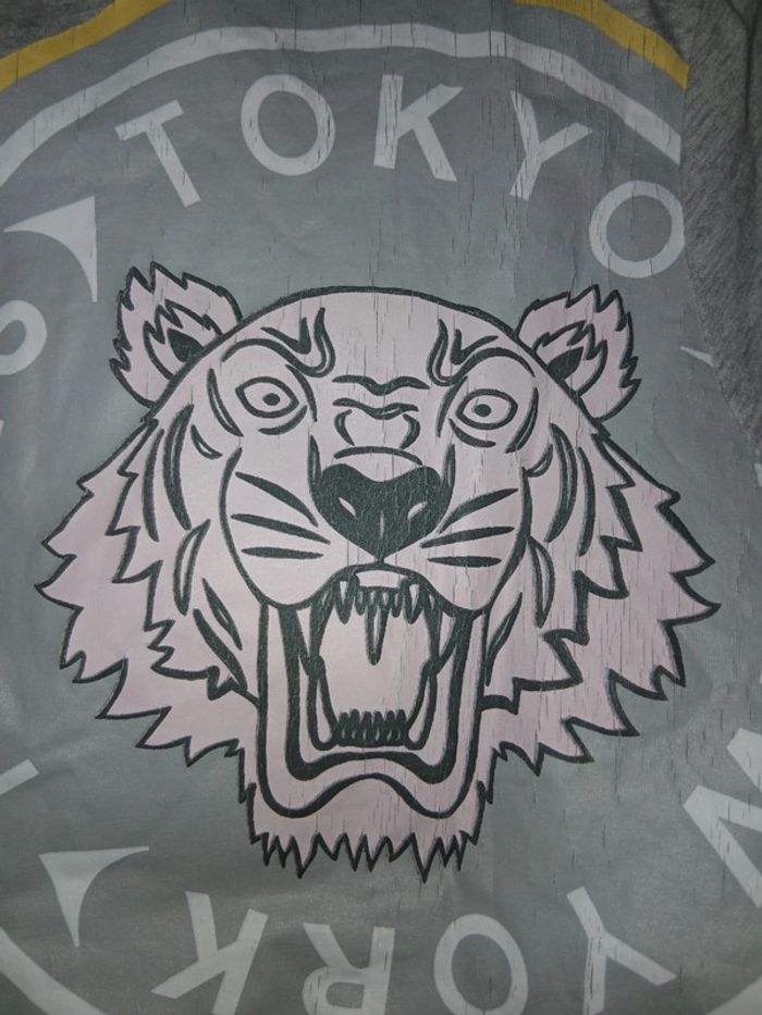 T-shirt kenzo taille 12 ans - photo numéro 4