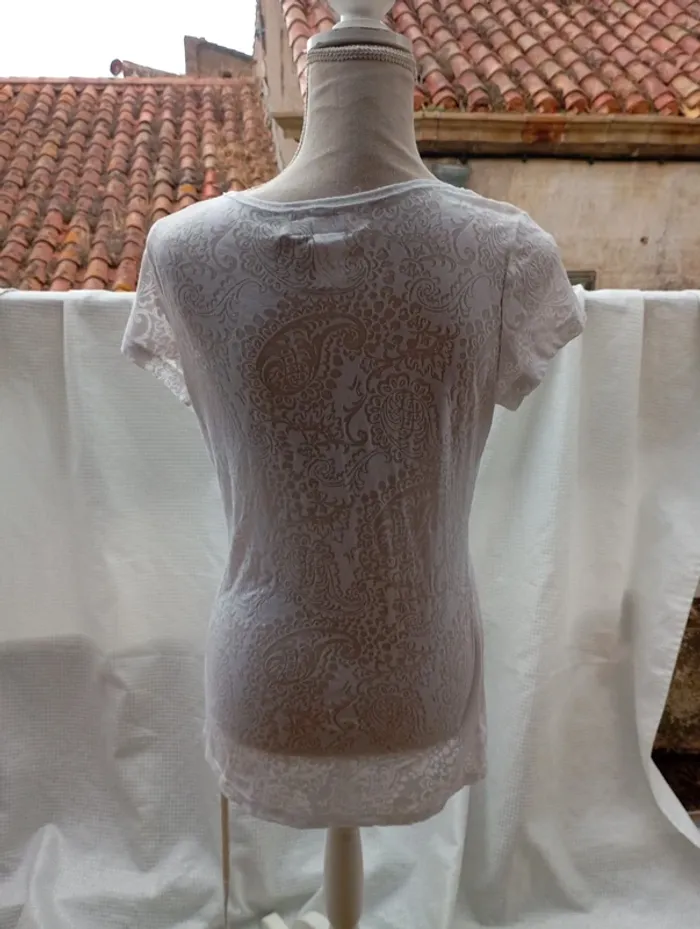T-shirt H&M L.O.G.G. blanc motif taille M - photo numéro 2