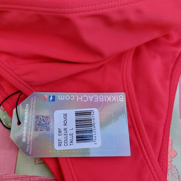 Maillot de bains neuf taille L - photo numéro 3
