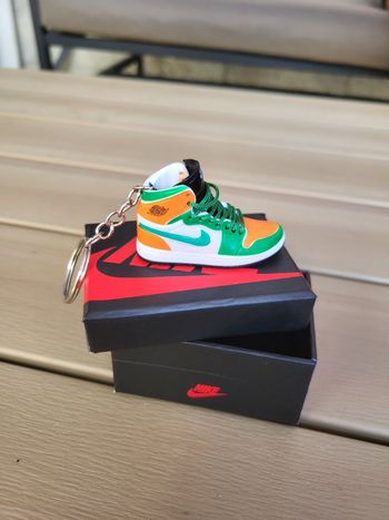 porte clé basket nike