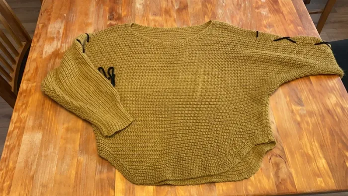 Pull couleur moutarde taille M - photo numéro 2