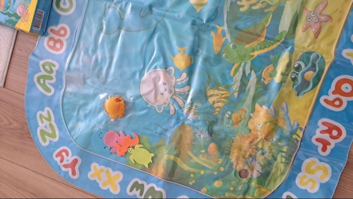 Tapis d’eau pour bébé - photo numéro 5