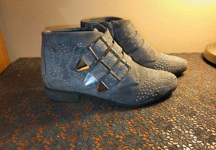 Boots 40