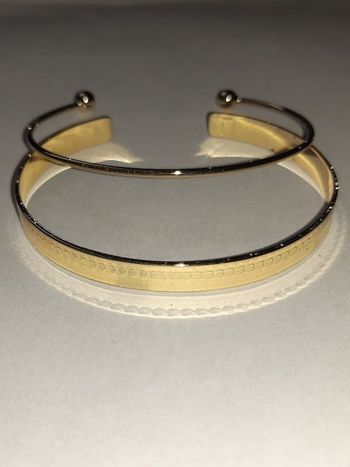 Bracelets dorés