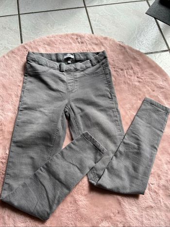 Jean. Gris