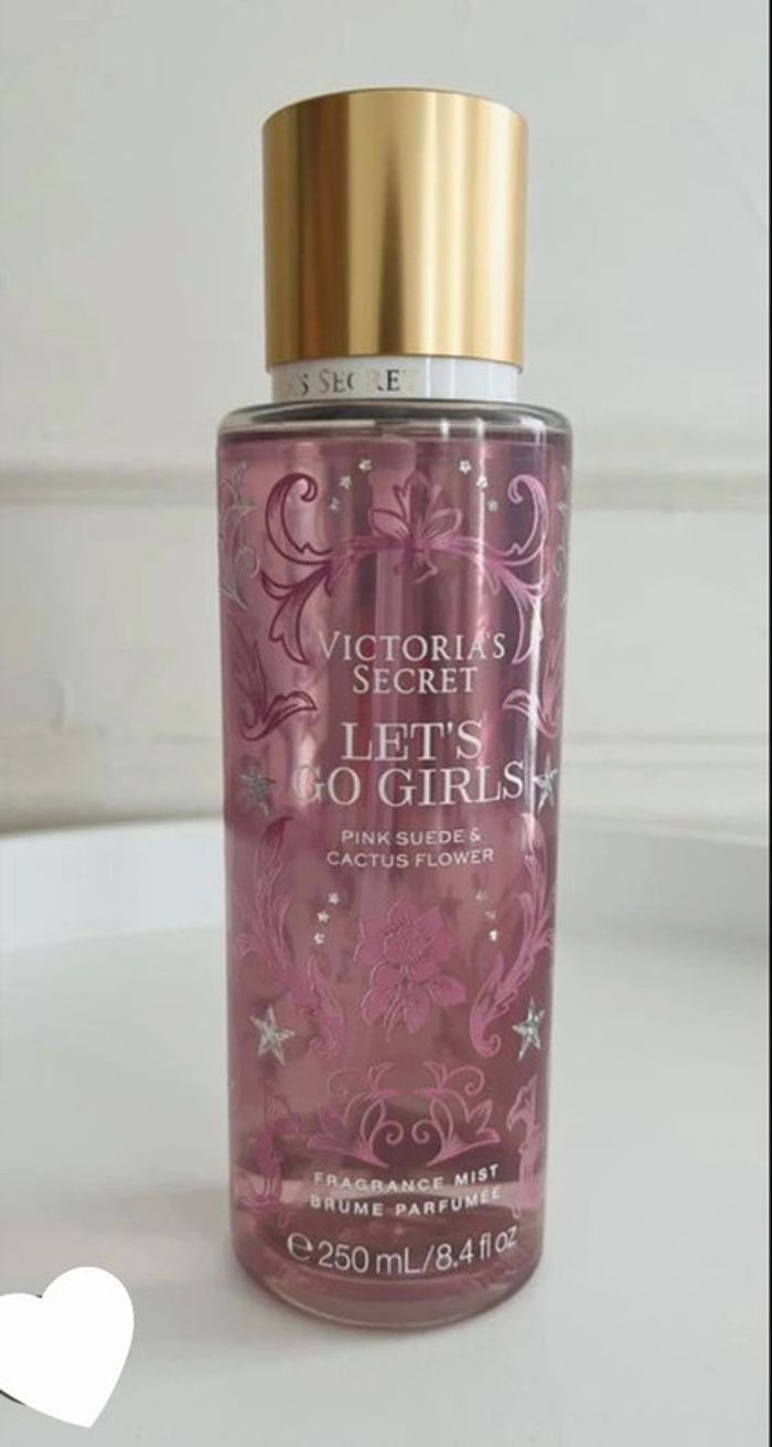 Brume corporelle parfumée Victoria's Secret 💜 Let's Go Girls - photo numéro 2