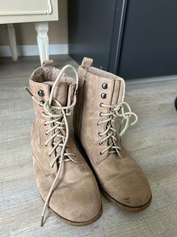 Bottines beiges Kiabi taille 39
